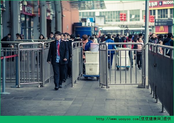 不想回傢過年怎麼辦啊,賺不到錢不想回傢過年(2)