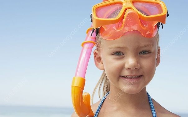小孩可以浮潛嗎？多大小孩可以潛水？(3)