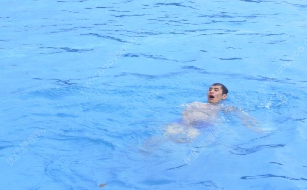 遊泳溺水怎麼辦？遊泳溺水自救方法須知(2)