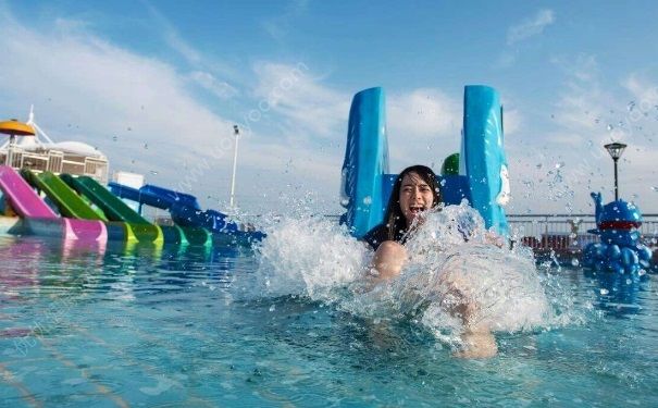 不會遊泳可以去水上樂園嗎？不會遊泳能去水上樂園玩嗎？(3)