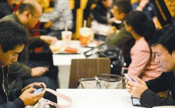 玩手機有什麼壞處？玩手機有什麼好處？(2)