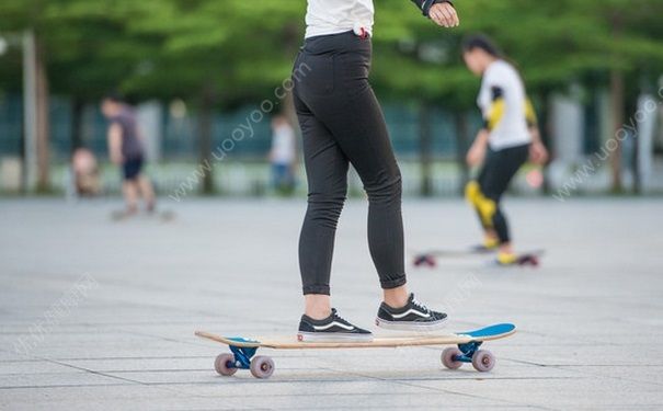 滑板屬於什麼運動？玩滑板屬於哪個種類的運動？(3)