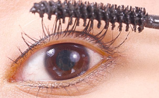 睫毛膏可以當染眉膏嗎?睫毛膏當染眉膏用行嗎?(4)