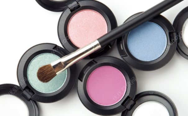 眼影能當鼻影用嗎？眼影當鼻影用可以嗎？(3)