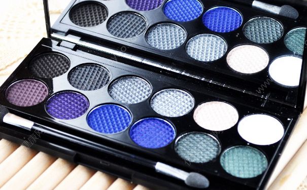 眼影能當修容粉用嗎？眼影當修容粉用可以嗎？(4)