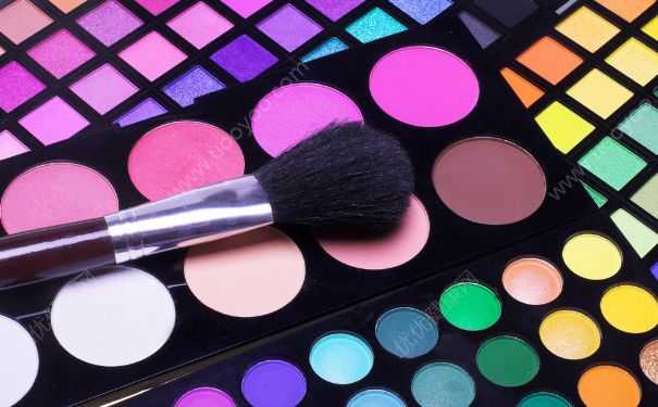 眼影會傷害眼睛嗎?眼影對眼睛有害嗎?(2)