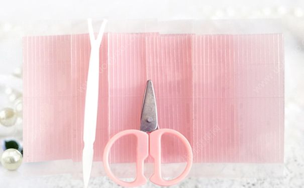 貼雙眼皮貼會眼皮下垂嗎？貼雙眼皮貼會不會眼皮下垂？(3)