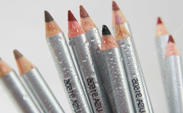 眼線筆會過期嗎？眼線筆會不會過期？(2)