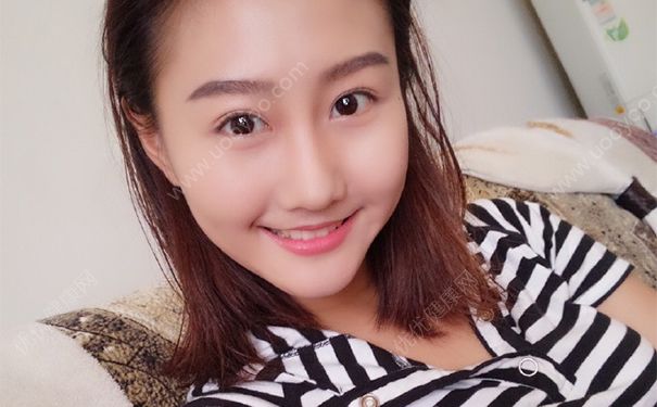 塗粉底液用手還是刷子？粉底液用手擦還是用粉底刷好？(3)