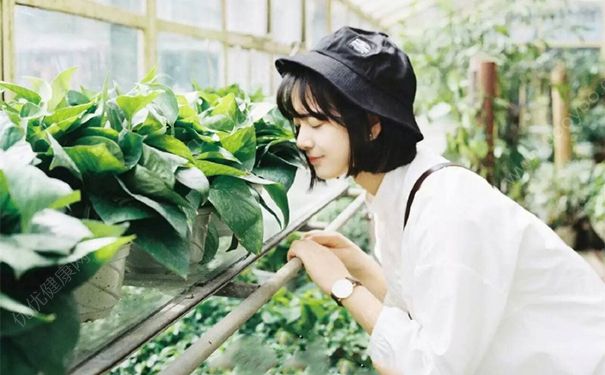 粉底液用什麼卸妝？粉底液洗不掉怎麼辦？(3)