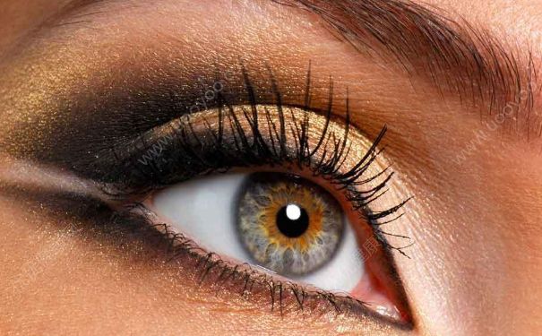 眼影對皮膚好不好？眼影對皮膚有害嗎？(2)