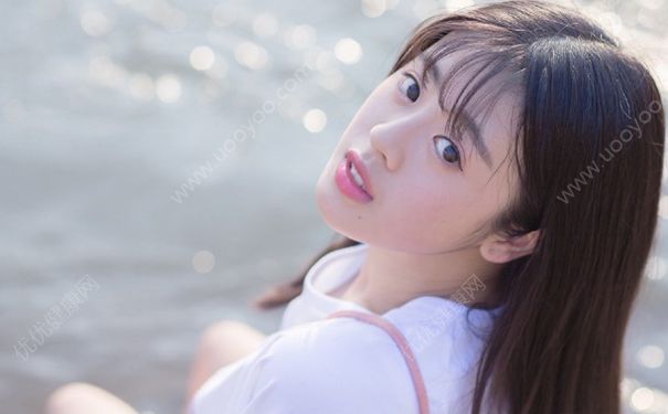 粉底液在什麼時候用？粉底液用完應該擦什麼？(2)