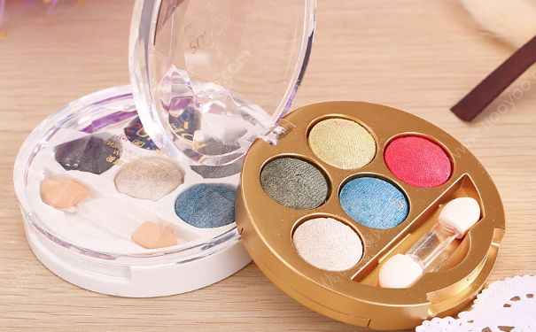 眼影含重金屬嗎？眼影裡面有重金屬嗎？(3)