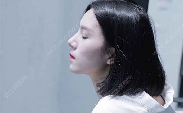 用粉底液好還是BB霜好?用粉底液和BB霜的區別?(3)