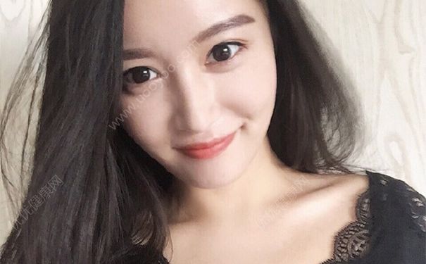 隔離霜可以直接塗在臉上嗎?隔離霜能直接塗在臉上嗎?(3)