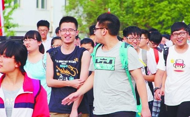 為考生發人民幣減壓，考生做這些事情能減輕壓力！(2)