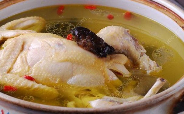 秋冬季節雞湯怎麼做好喝？美味雞湯的傢常做法(2)