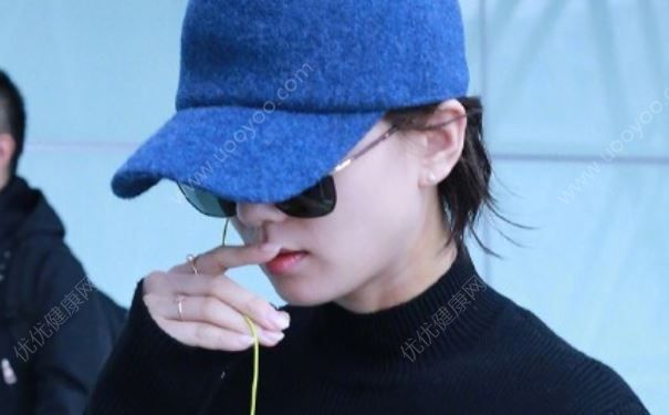 劉詩詩竟在脖子上拔火罐,在脖子上拔火罐是治什麼病?(2)