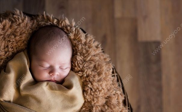 冬季寶寶發燒可以開空調嗎？冬季寶寶發燒空調開多少度？(3)